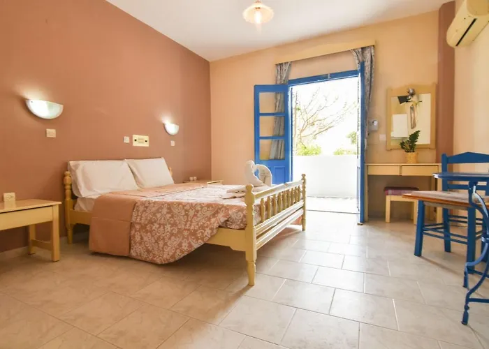 Vardes 4* أموبي